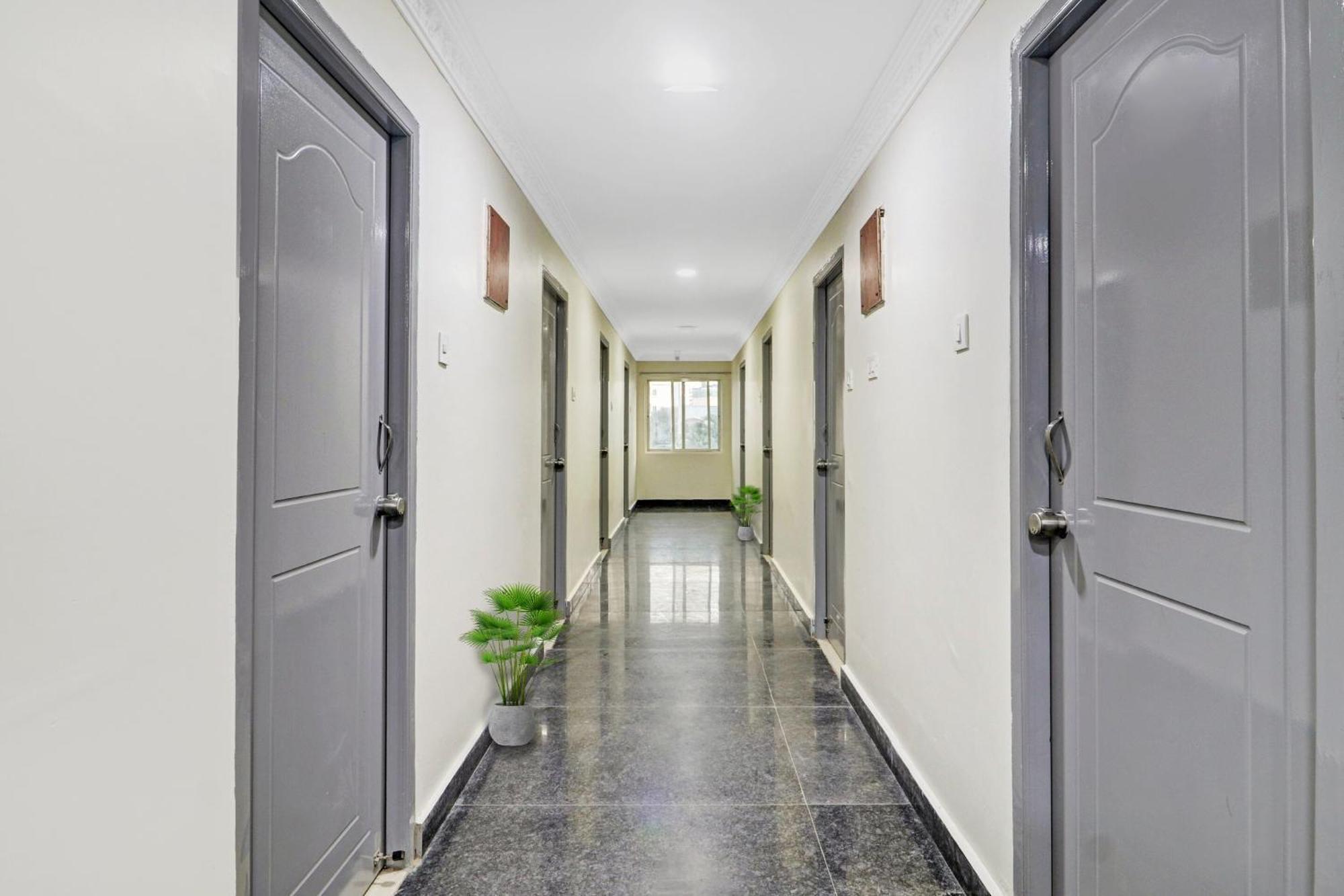 Hotel Super Collection O Sahasra Nearkondapur Hajdarabad Zewnętrze zdjęcie