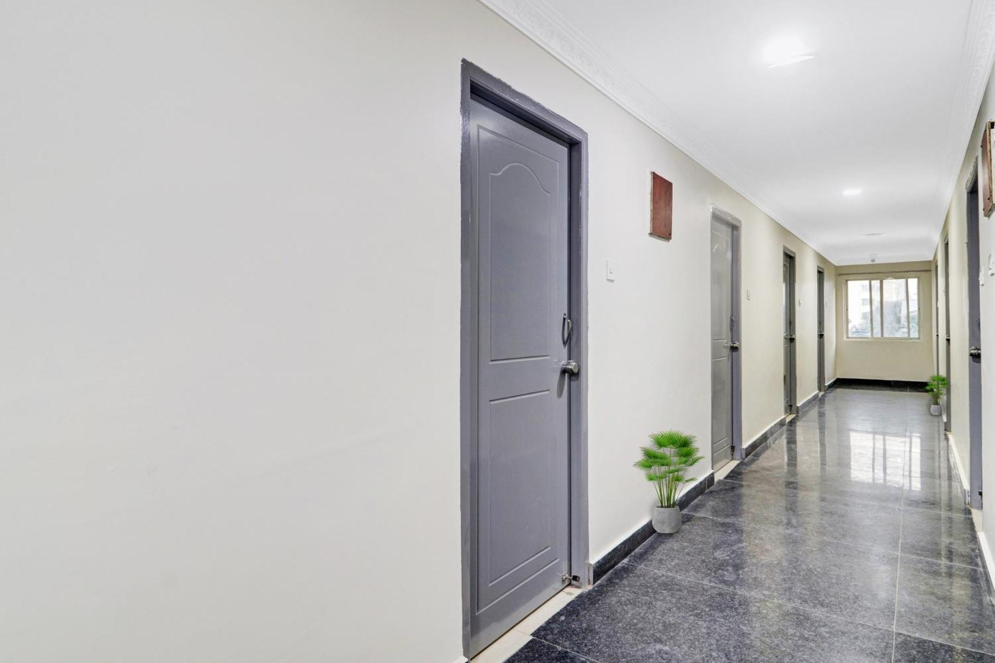Hotel Super Collection O Sahasra Nearkondapur Hajdarabad Zewnętrze zdjęcie